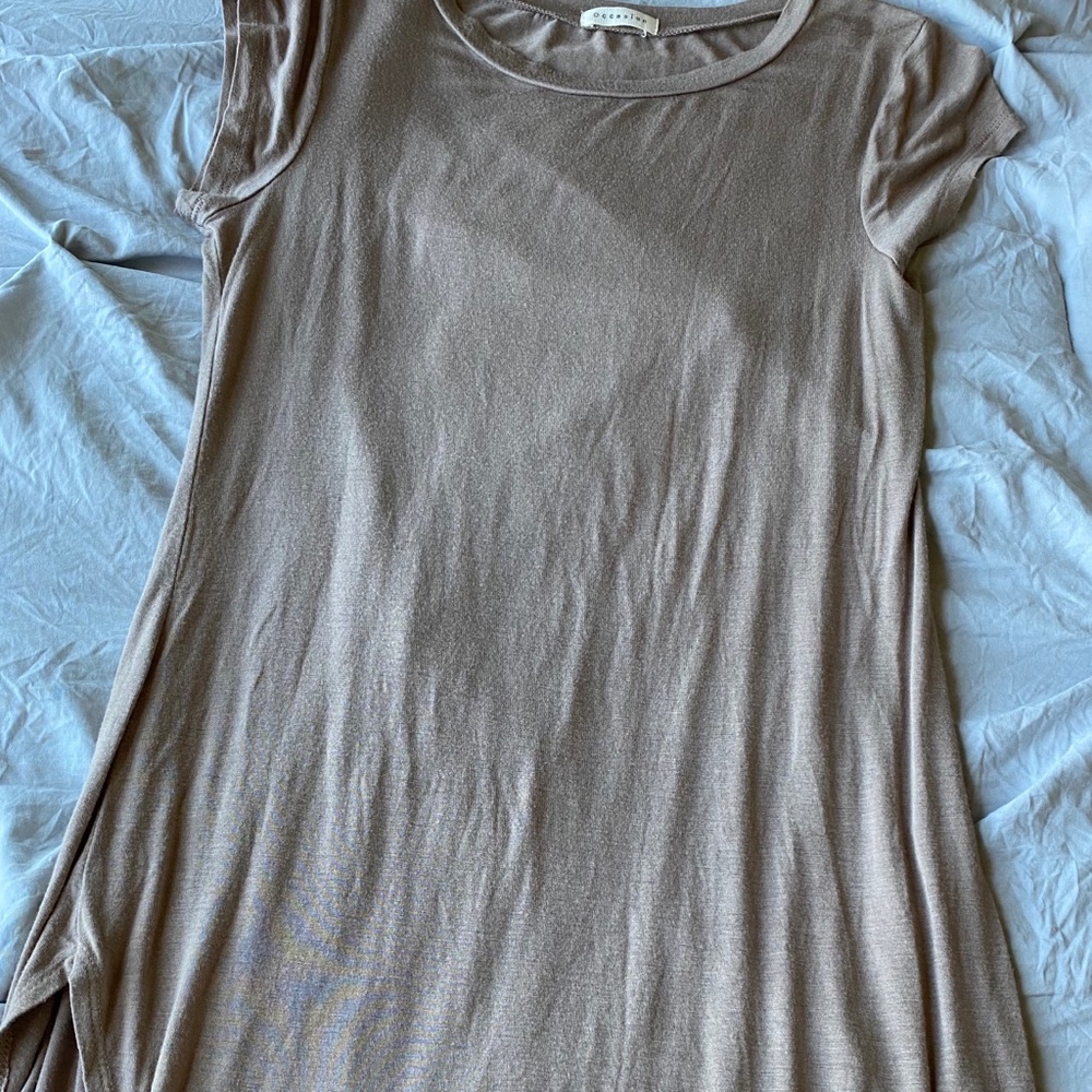 tan flowy tshirt dress